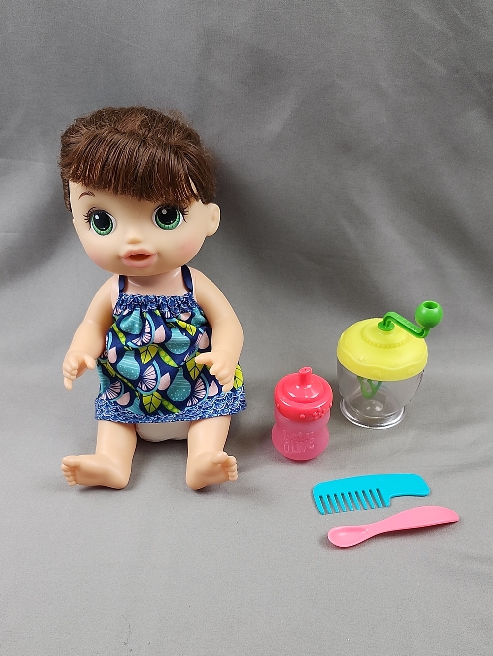 Baby Alive Sweet Spoonfuls Brown Brunette Hair Green Eyes Girl Doll Bottle 12"